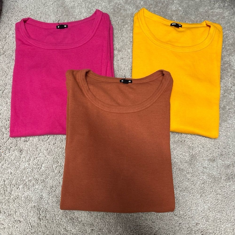 Monrow Womens Sz M Short Sleeve Rib Crew Neck T-Shirt Lot of 3 Shirts